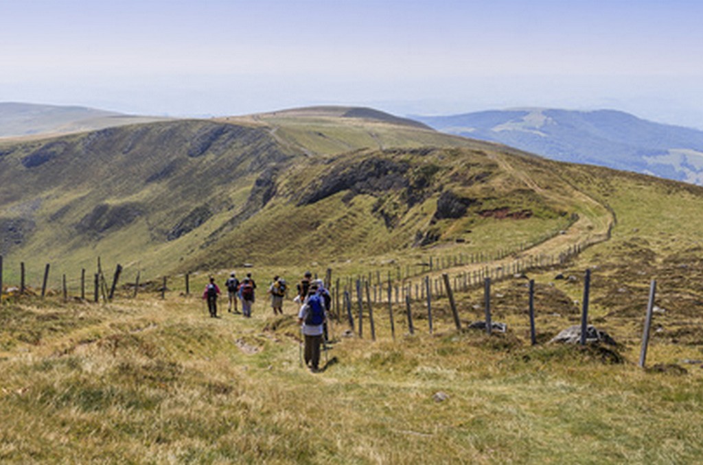 NATURE & HIKING PACKAGE