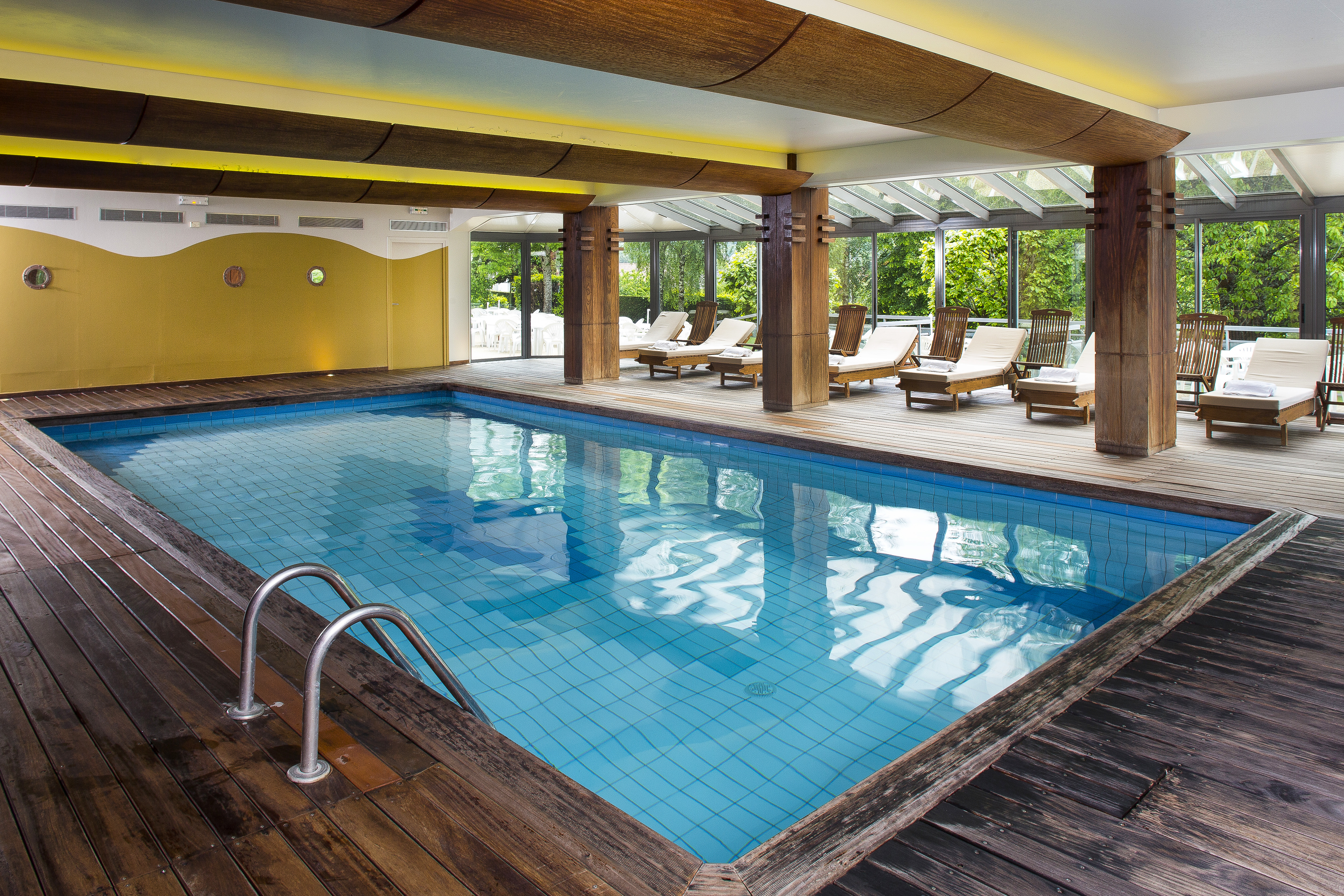 Piscine interieur